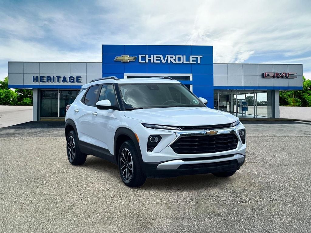 2025 Chevrolet Trailblazer LT in Summit White — front three-quarter view