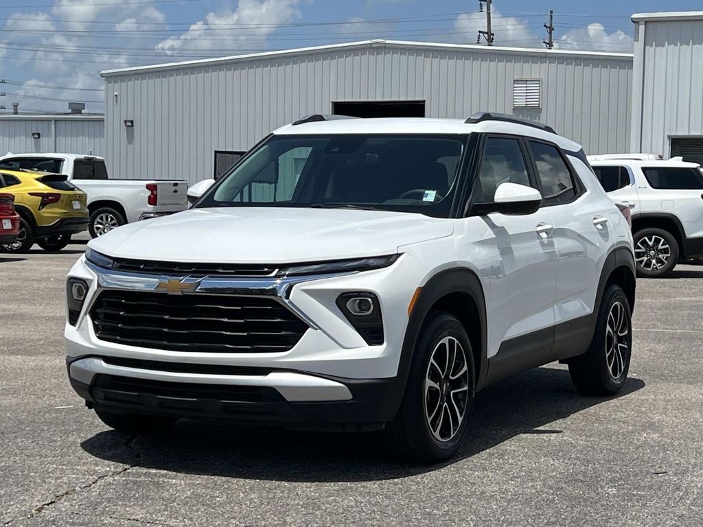 2025 Chevrolet Trailblazer — rear three-quarter view